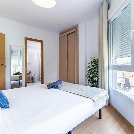 Modern Beach Apartment Valparaiso With Parking Малага Екстер'єр фото